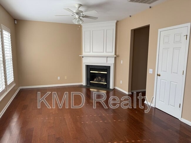 8005 Flanders St in Charlotte, NC - Building Photo - Building Photo