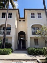11401 NW 89th St, Unit 204 in Doral, FL - Building Photo
