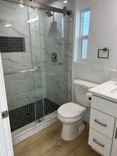 633 Marr St in Los Angeles, CA - Foto de edificio - Building Photo