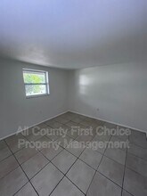 6122 Indiana Ave in New Port Richey, FL - Building Photo - Building Photo