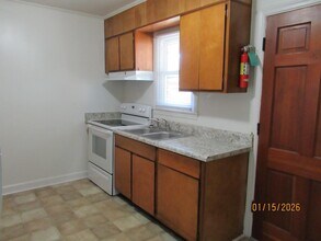 326 W Hampton Ave in Sumter, SC - Building Photo - Building Photo