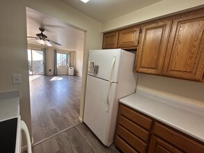 132 S Mountain Ave in Ashland, OR - Building Photo - Building Photo