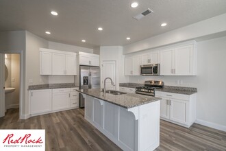 482 530 W in Hurricane, UT - Building Photo - Building Photo