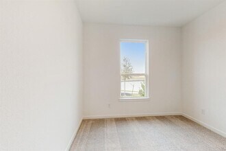 21815 Sunshine Cove Ln in Cypress, TX - Building Photo - Building Photo