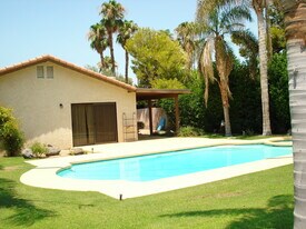 34220 Linda Way in Cathedral City, CA - Building Photo