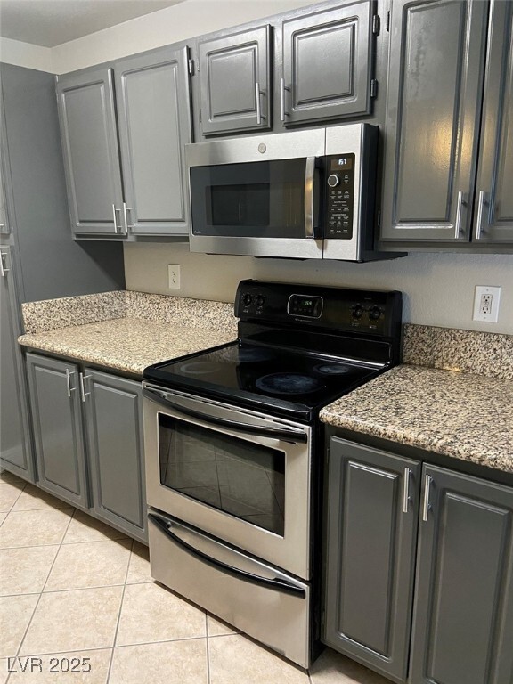 property at 5055 W Hacienda Ave