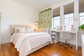 54 Egmont St in Brookline, MA - Foto de edificio - Building Photo