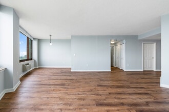 100 Old Palisade Rd, Unit 1115 in Fort Lee, NJ - Building Photo - Building Photo