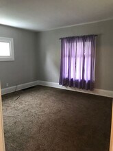 3155 W 84th St-Unit -Down in Cleveland, OH - Building Photo - Building Photo