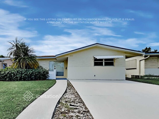 property at 1906 N 37th Ave