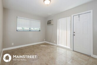 445 NE 20th St in Boca Raton, FL - Building Photo - Building Photo