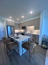 91 NW 26th St, Unit A32 in Miami, FL - Building Photo - Building Photo