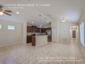 6409 Pine Breeze Run in Sarasota, FL - Building Photo - Building Photo