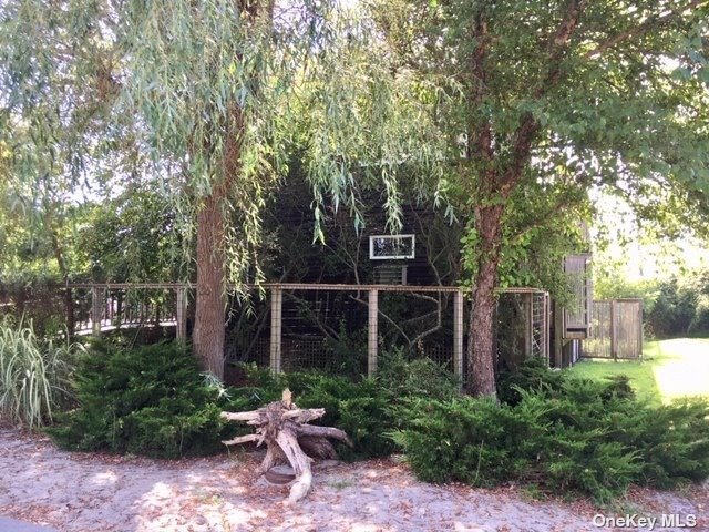 33 Schooner Walk in Ocean Beach, NY - Building Photo