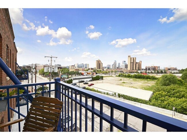 127 5th St NE in Minneapolis, MN - Building Photo - Building Photo