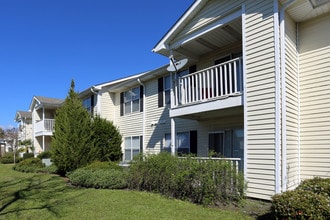 The Palms in Gulfport, MS - Building Photo - Building Photo
