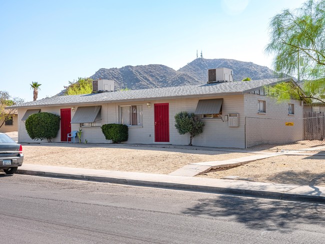 10035 N 11th Ave in Phoenix, AZ - Building Photo - Building Photo