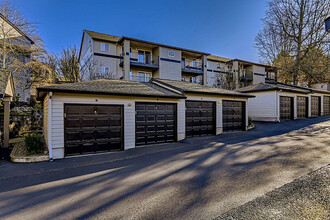 Scott Mountain in Portland, OR - Foto de edificio - Building Photo