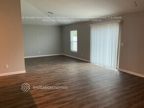 214 SW 15th Pl in Cape Coral, FL - Foto de edificio - Building Photo