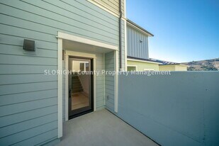 85 San Antonia St in Avila Beach, CA - Building Photo