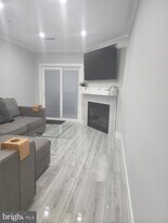 255 S Pickett St in Alexandria, VA - Building Photo