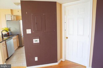 1200 Braddock Pl in Alexandria, VA - Building Photo - Building Photo