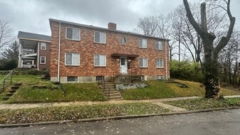 1453 Harvard Blvd in Dayton, OH - Building Photo
