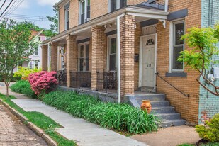 618 West St in Pittsburgh, PA - Building Photo