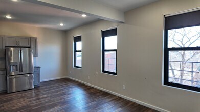 212 Peete St in Cincinnati, OH - Building Photo - Building Photo