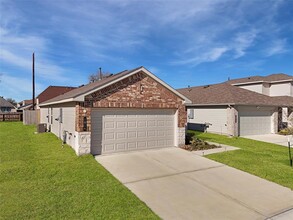 1814 Ashler Hls Dr in Houston, TX - Building Photo - Building Photo