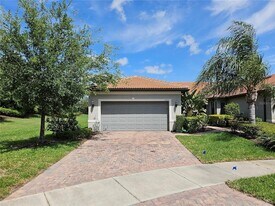 13916 Alafaya St in Venice, FL - Building Photo