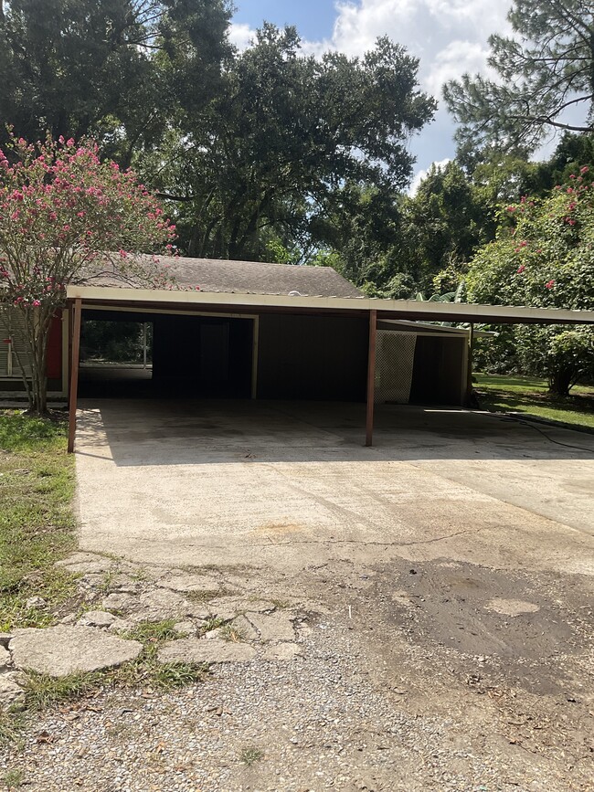 4162 LA-1 in Port Allen, LA - Foto de edificio - Building Photo