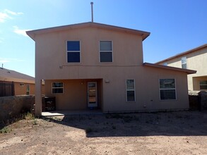 11785 Jim Webb Dr in El Paso, TX - Foto de edificio - Building Photo