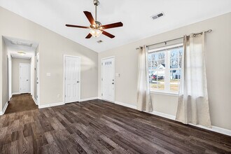 130 Woodbury Farm Dr in Jacksonville, NC - Building Photo - Building Photo