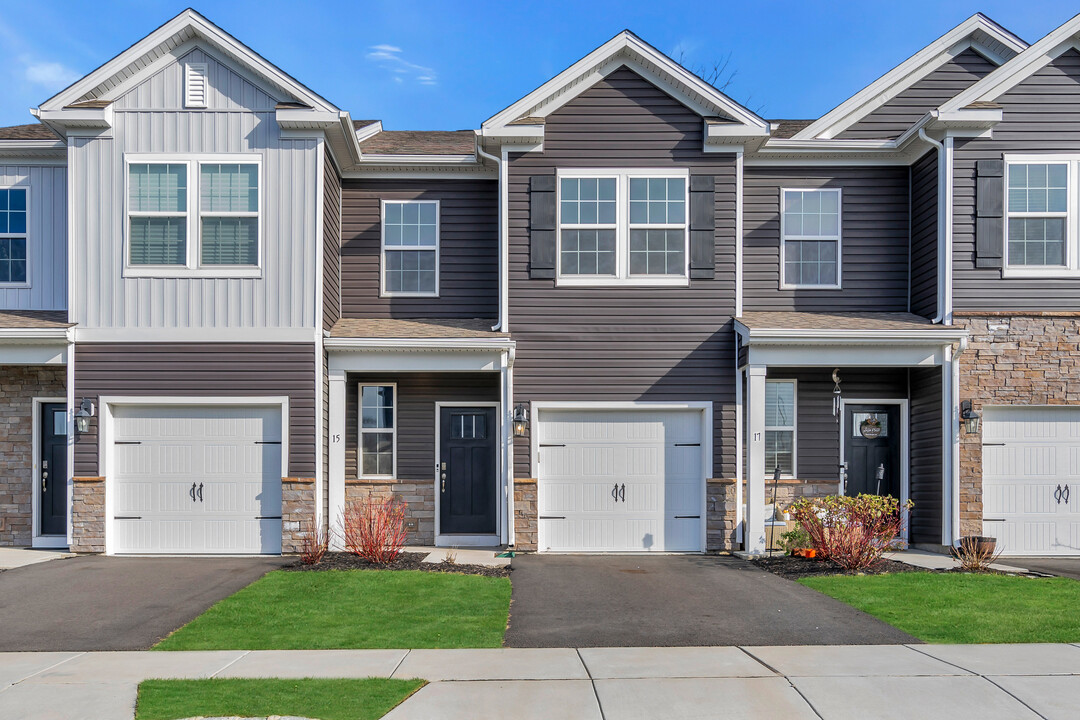 13 Arlotta St in Glassboro, NJ - Building Photo