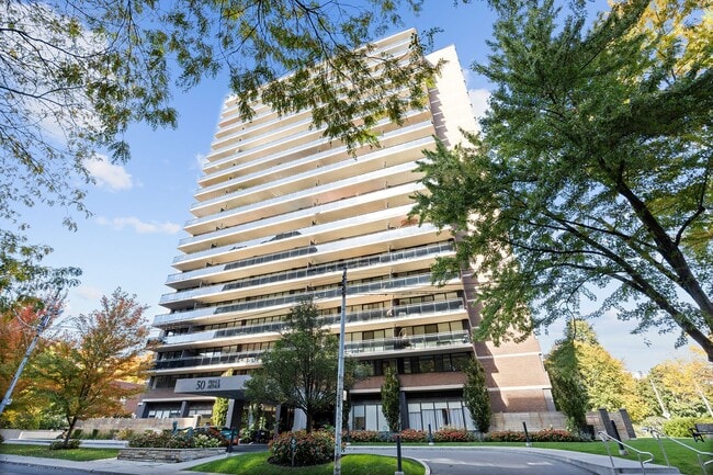 50 Prince Arthur in Toronto, ON - Building Photo - Building Photo