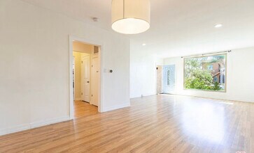 8251 W 4th St, Unit 8251 in Los Angeles, CA - Building Photo - Building Photo