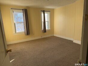 131 Willow St in Winchester, CT - Building Photo - Building Photo