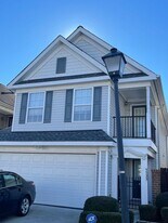 5533 Bulls Bay Dr in Virginia Beach, VA - Building Photo