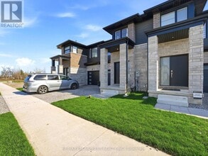 763 Bradford Ave in Fort Erie, ON - Foto de edificio - Building Photo