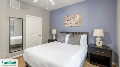 15777 Quorum Dr, Unit 2121 in Addison, TX - Foto de edificio - Building Photo