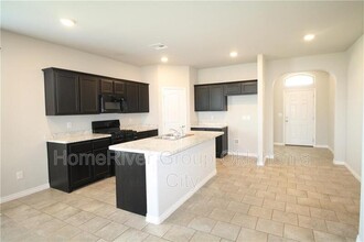 13737 The Brook Blvd in Piedmont, OK - Building Photo - Building Photo