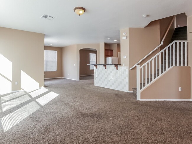 1021 Equator Ave in North Las Vegas, NV - Building Photo - Building Photo