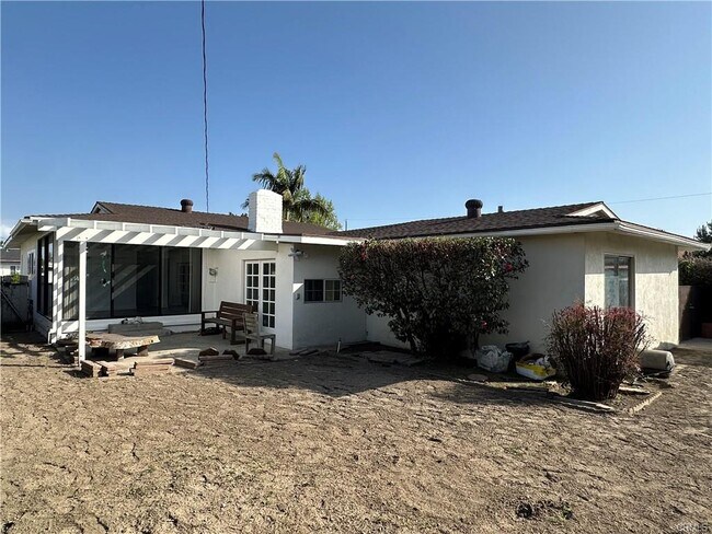 property at 11621 Susan Ave