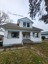 2145 Jackson Hwy in Chehalis, WA - Building Photo