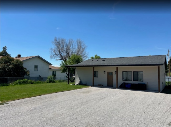 property at 130 S Maple St