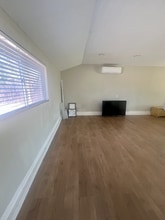 5385 Howard St in Ontario, CA - Building Photo - Building Photo