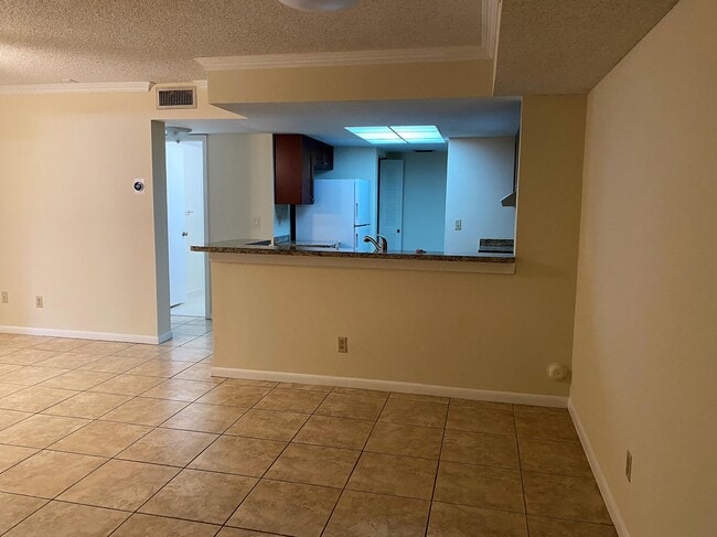 9022 W Atlantic Blvd in Coral Springs, FL - Building Photo - Building Photo