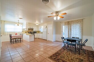 5202 47th St in Lubbock, TX - Building Photo - Building Photo