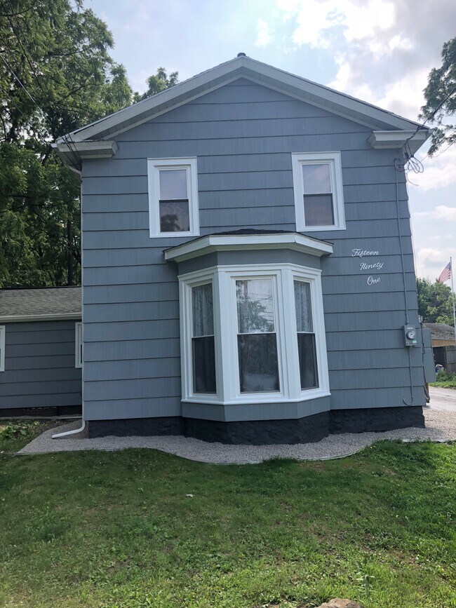 1591 Lehigh Station Road Rentals in Henrietta, NY